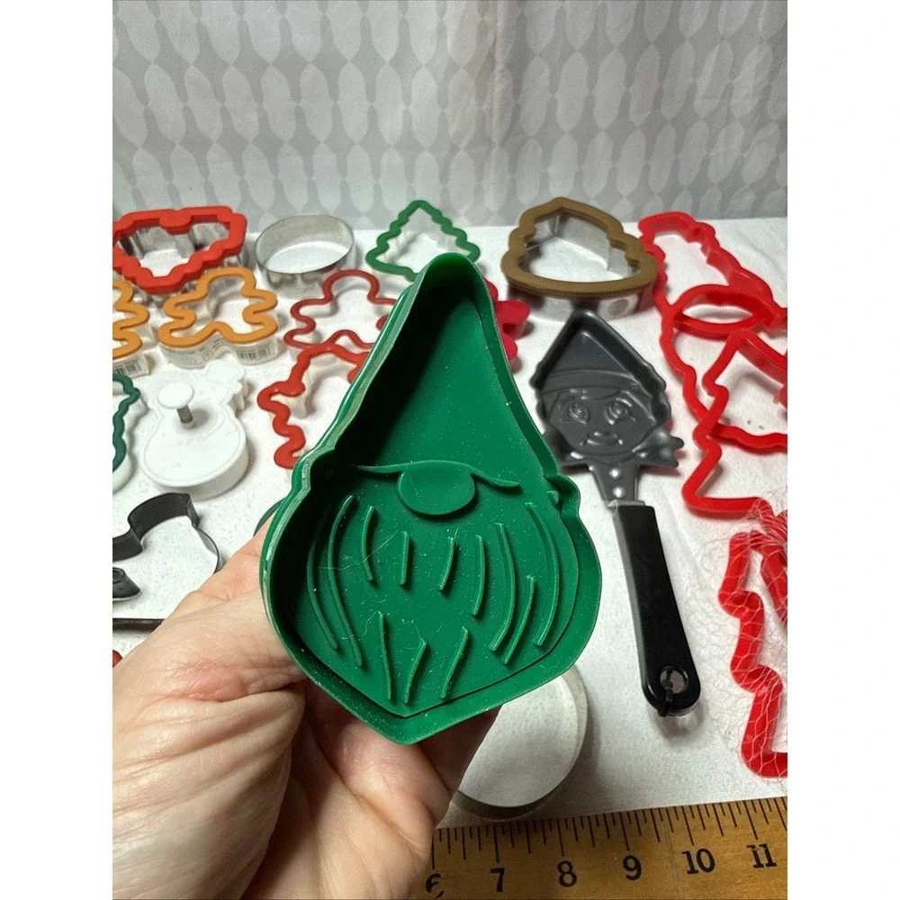 Christmas Cookie Cutter Set Gingerbread‎ Man Tree Star Stocking Elf Santa